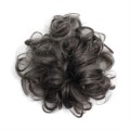 Lift de cheveux en désordre avec cheveux artificiels bouclés - gris foncé